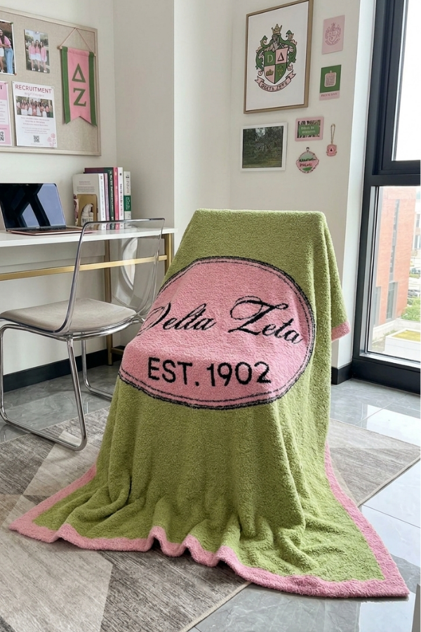SC - Delta Zeta Luxury Blanket