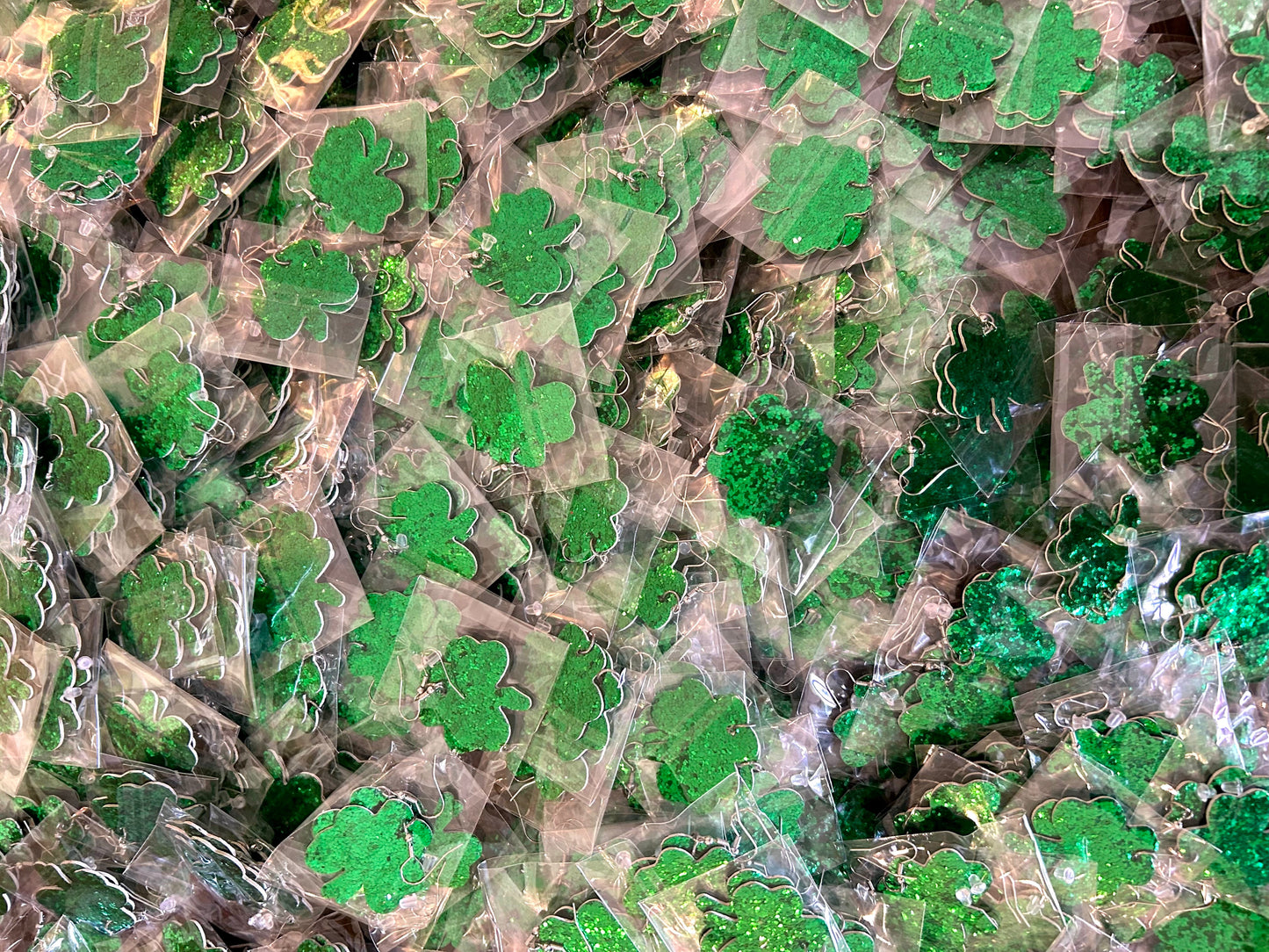 🍀 Shamrock Glitter Earrings 🍀