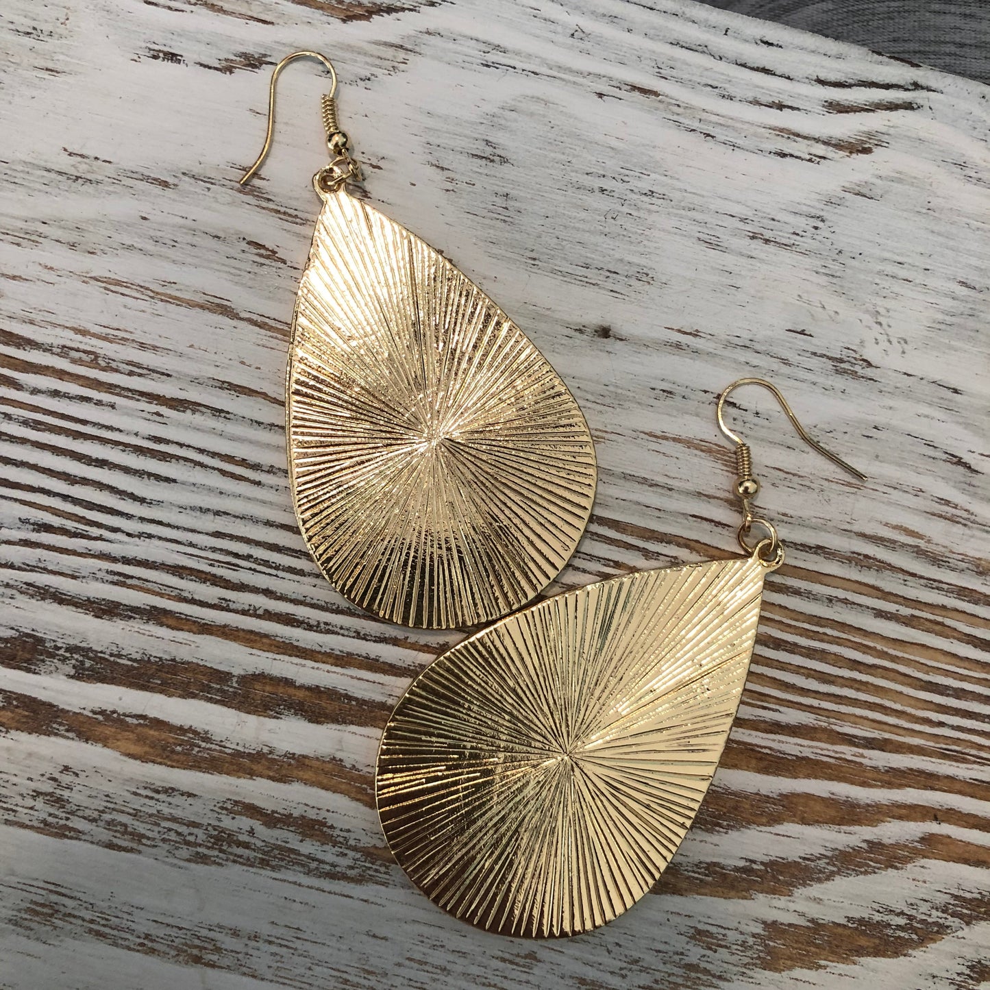 Black and White Geometric Print Leather Hanging Gold Earrings
