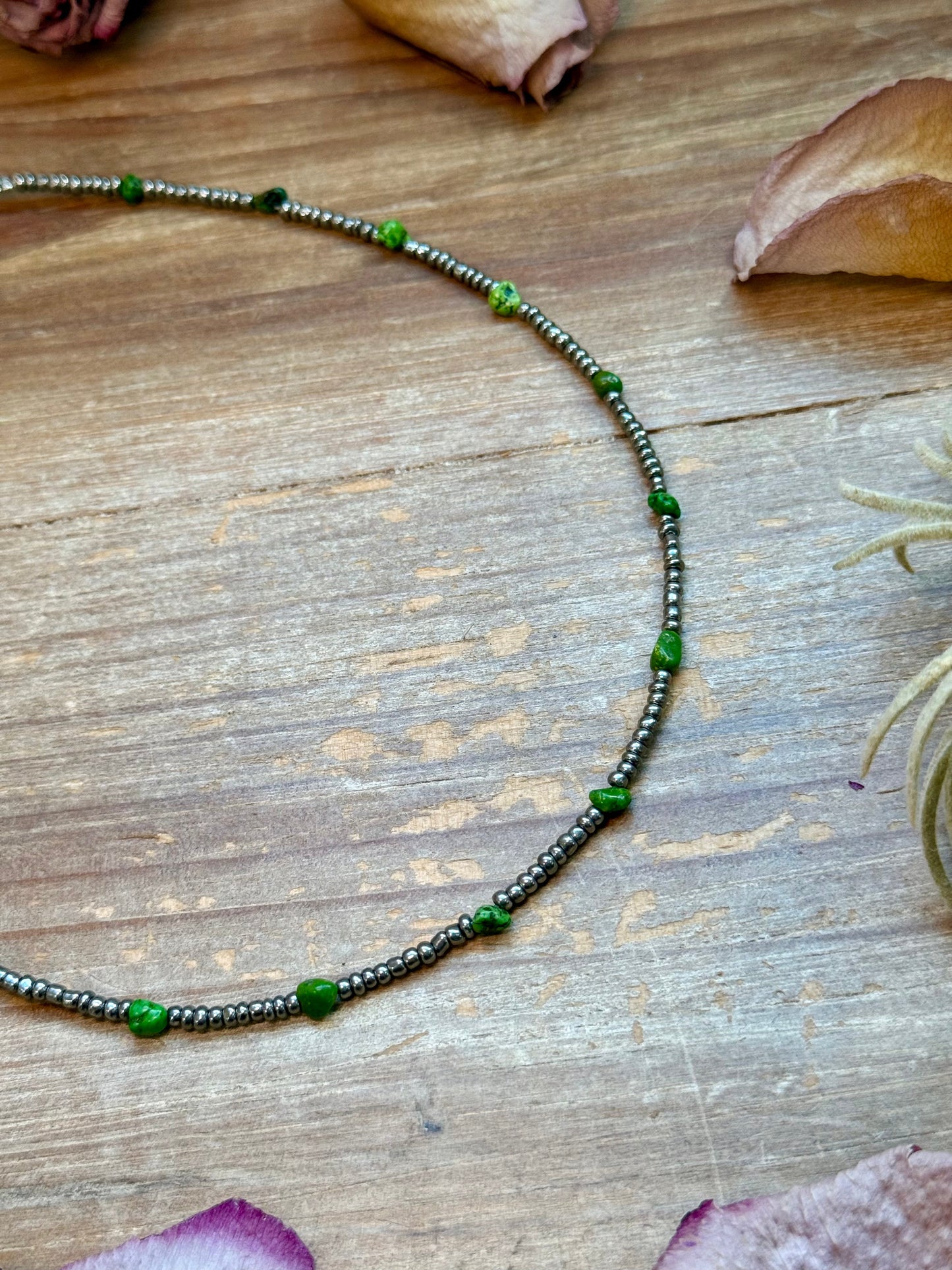 Green Turquoise Glass Seed Bead Necklace – 14 Inch