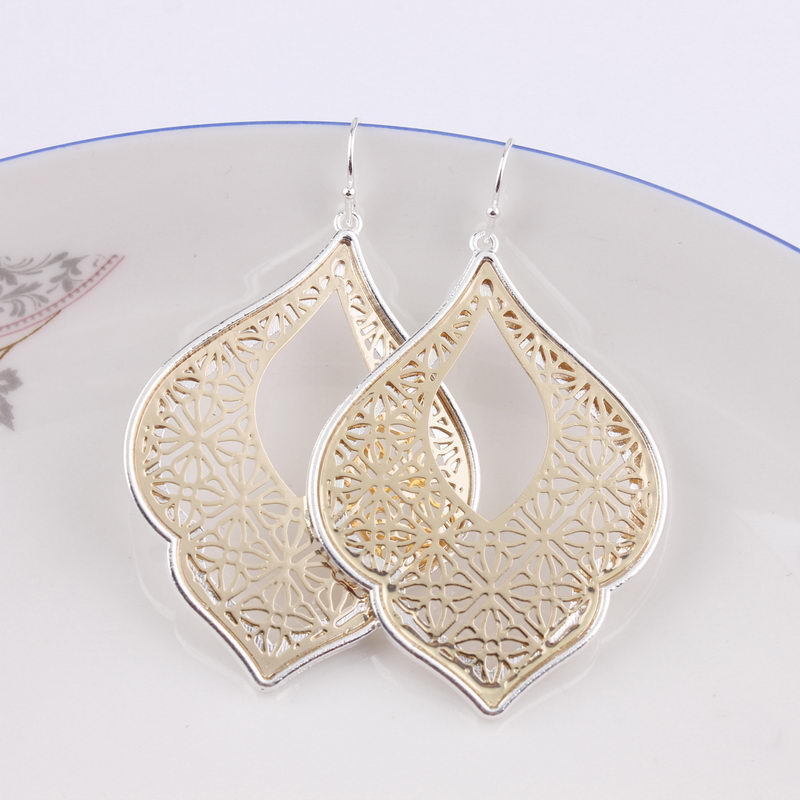 Filigree Thin Metal Bae Earrings