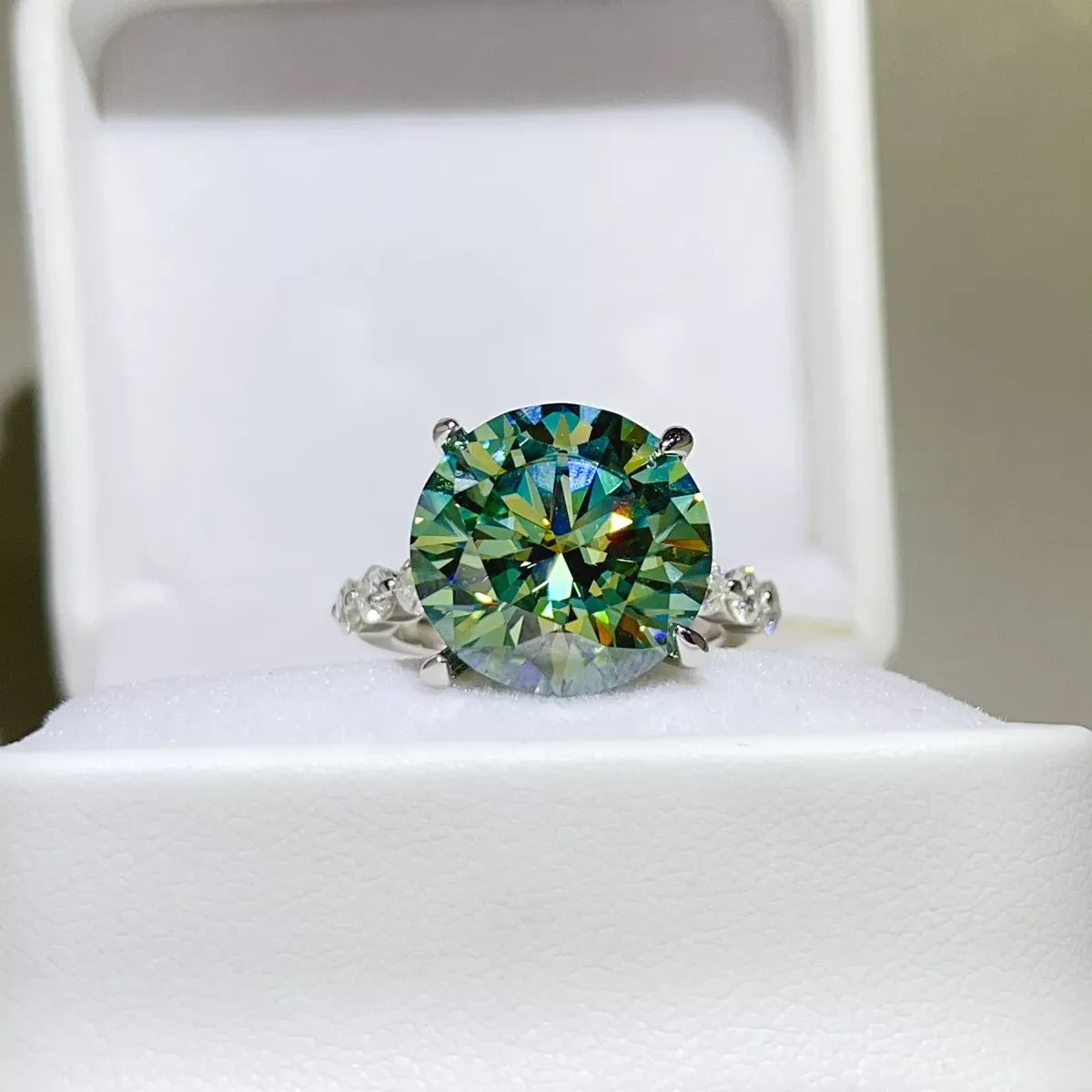10 Carat 925 Sterling Silver Moissanite Ring