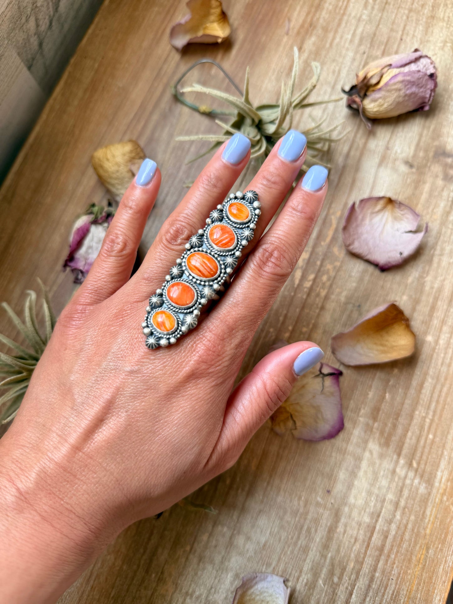 Sterling Silver Orange Spiny Oyster Crawler Ring – Size 8.5 – Artist Shay Pfeiffer