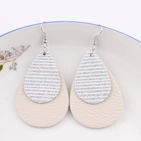 Striped Leather Glitter Hang Earrings Silver