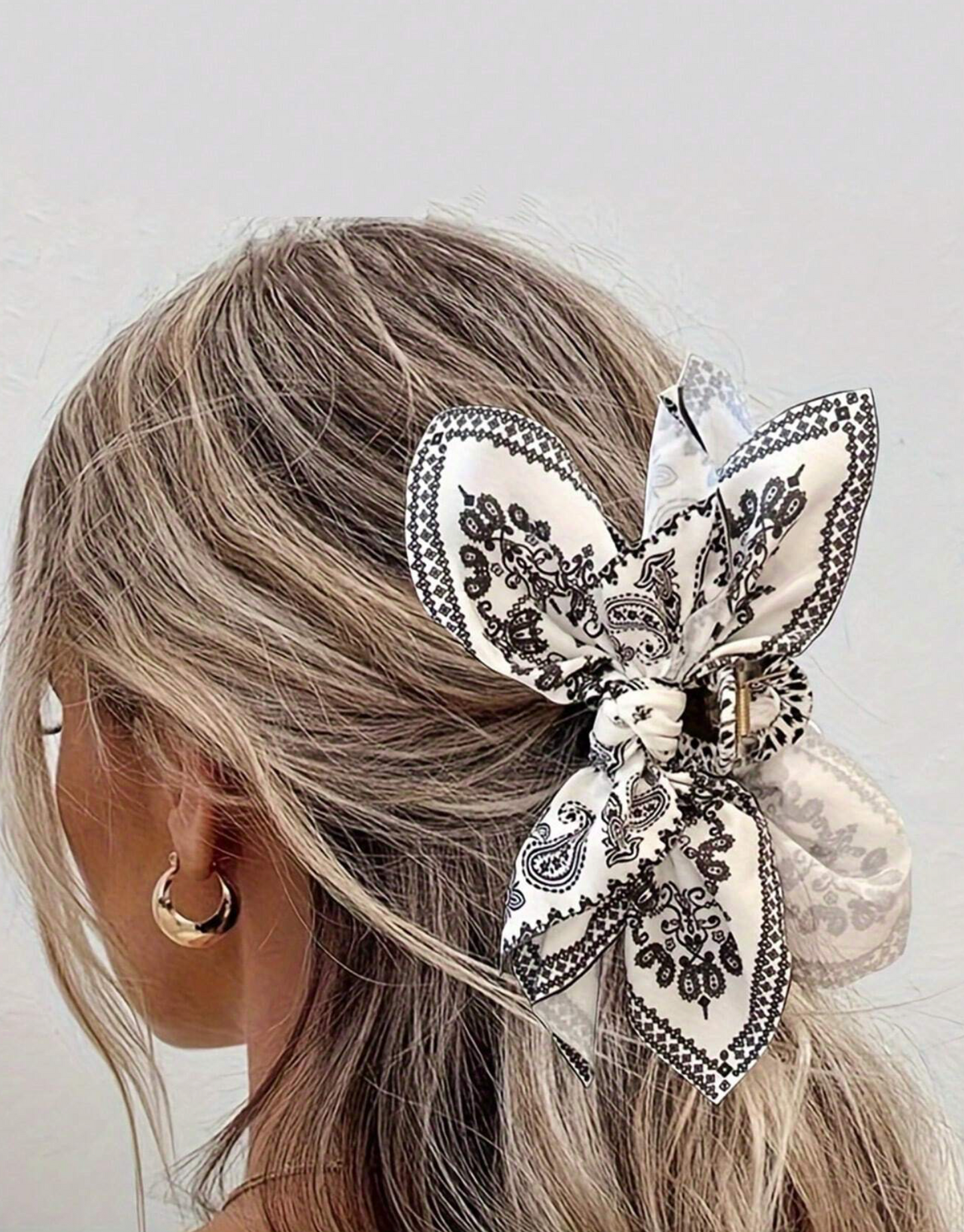 Black and White Print Bow Hair Clips