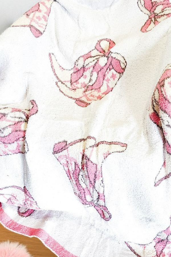 SC - Pink Cowgirl Boot Luxury Blanket