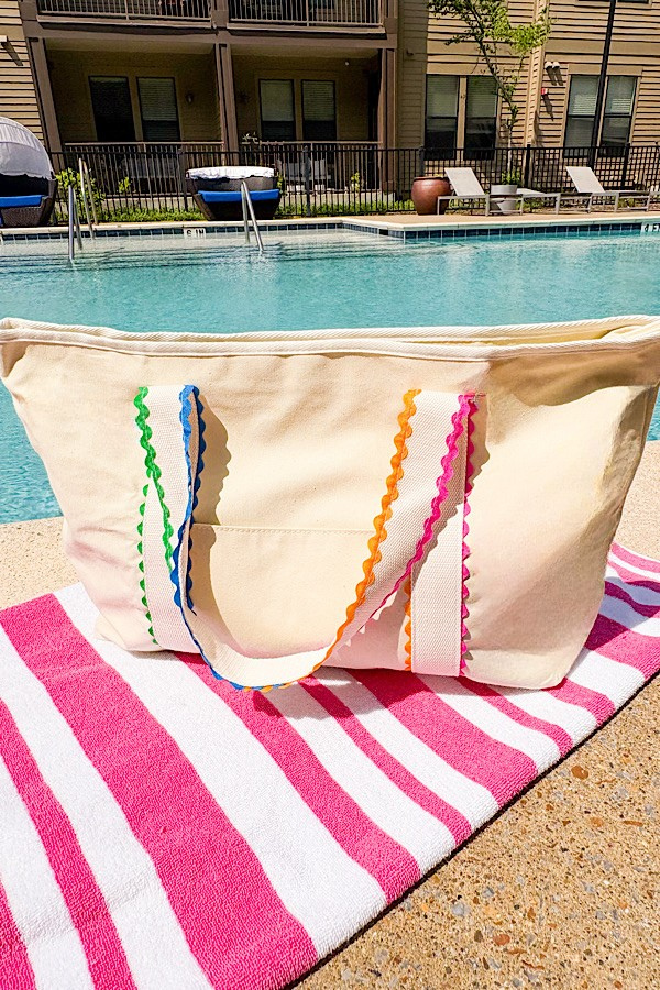 SC - ETA 7/6 - Spencer Rick Rack Trim Tote Bag
