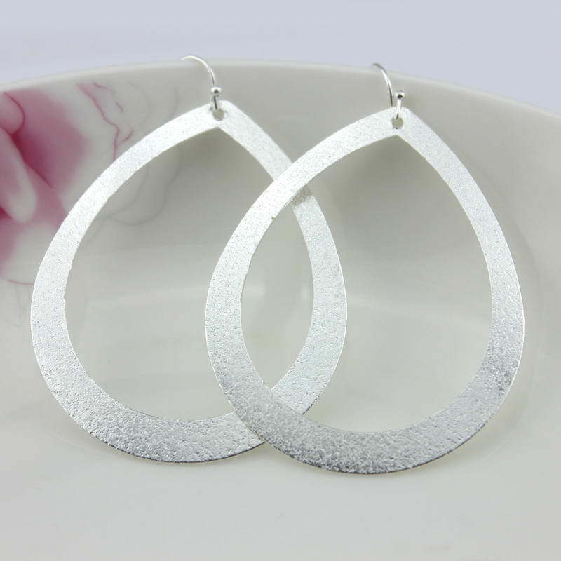 Metallic Metal Open Teardrop Earrings